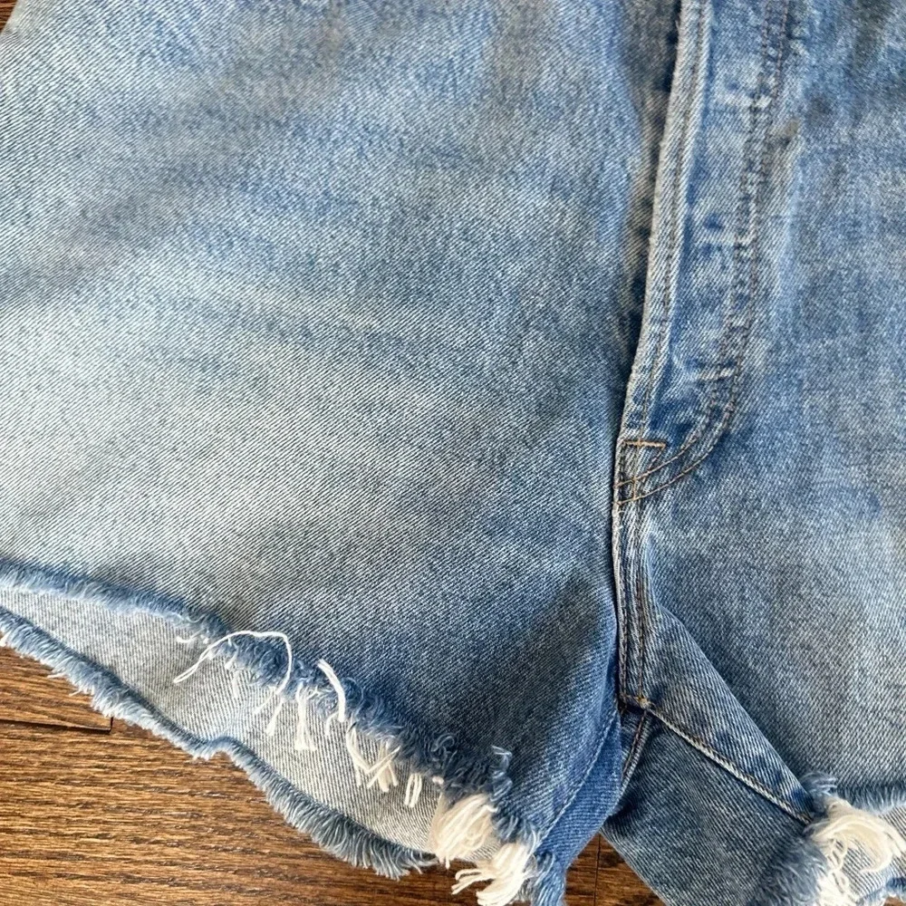 RE/DONE Revolve Hight Rise Buttoned Fly Shorts size 31 Pristine Condition - Picture 9 of 13